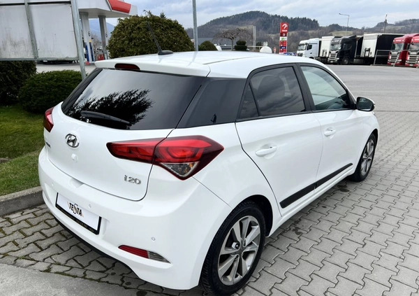 Hyundai i20 cena 37900 przebieg: 121000, rok produkcji 2017 z Kłecko małe 67